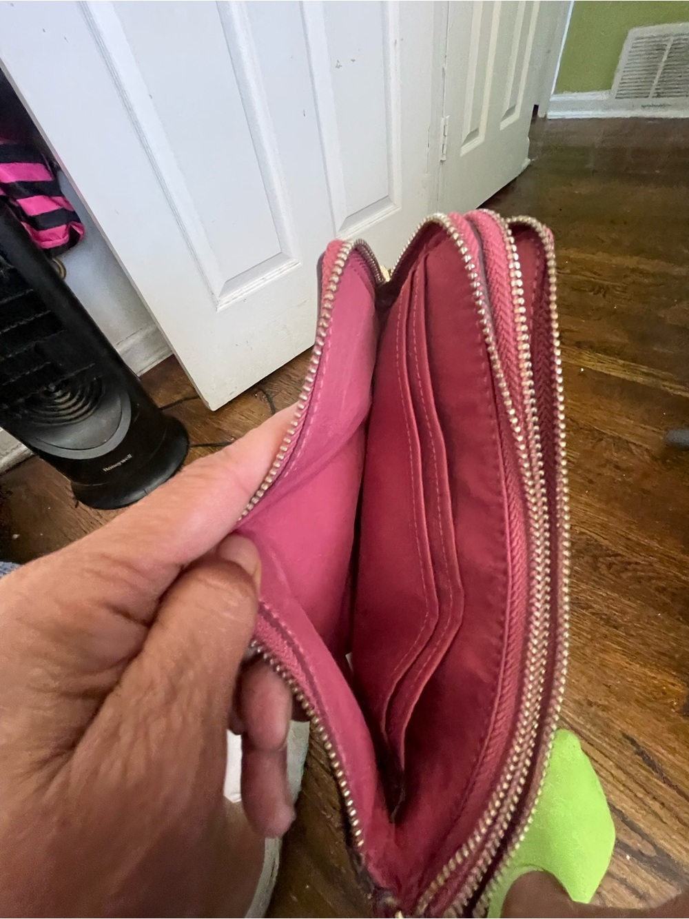 Coach Brown Signature Wristlet with Pink Trim - Picture 4 of 5